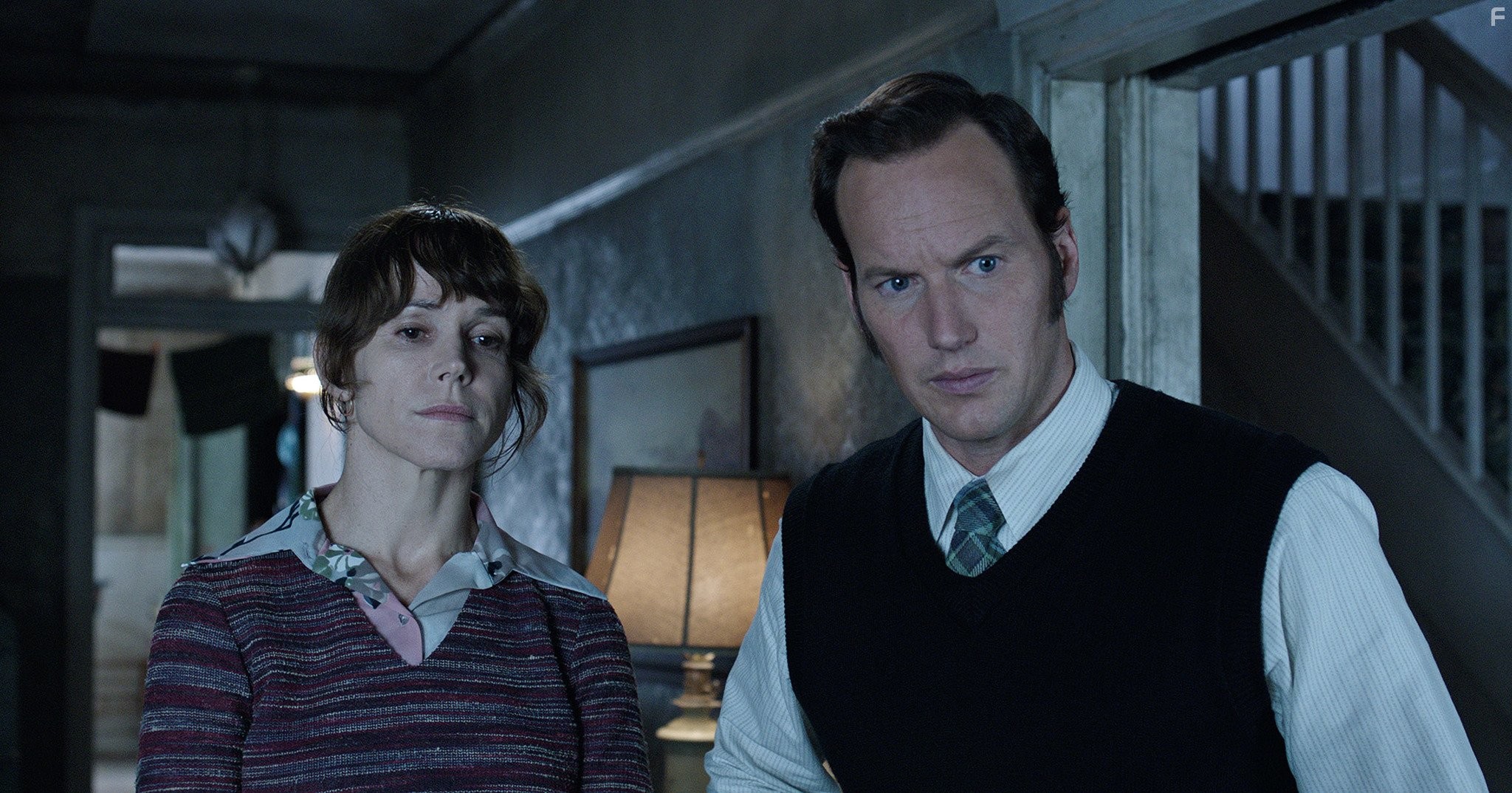 Frances O'Connor and Patrick Wilson in Заклятие 2 (2016)