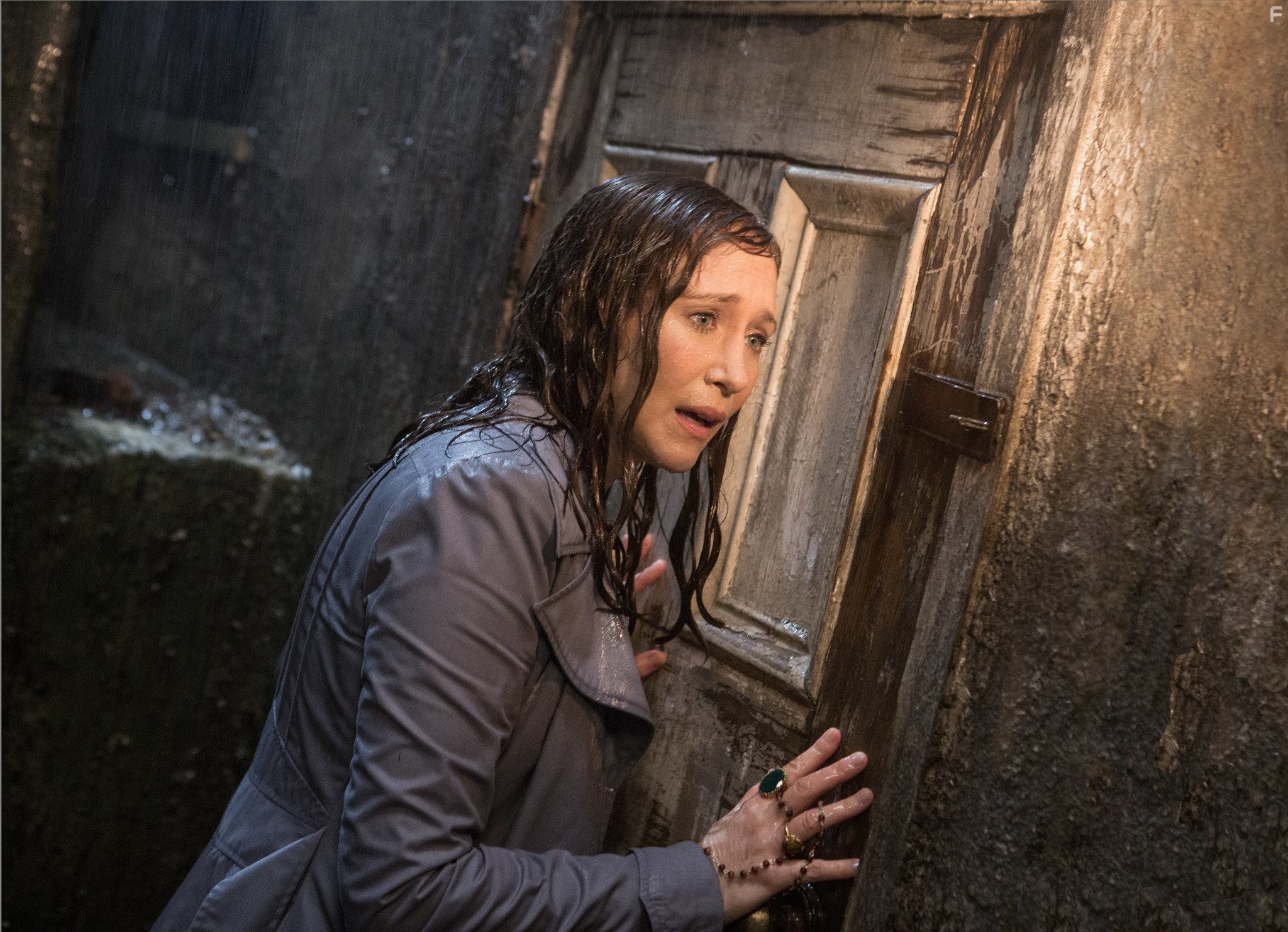 Vera Farmiga in Заклятие 2 (2016)