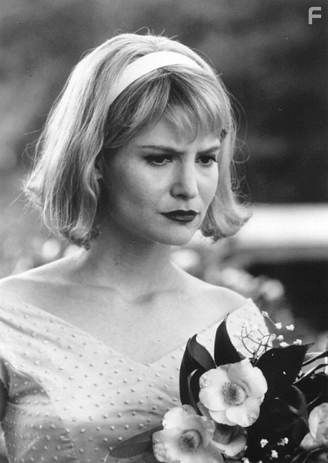 Jennifer Jason Leigh in Ублюдок из Каролины (1996)