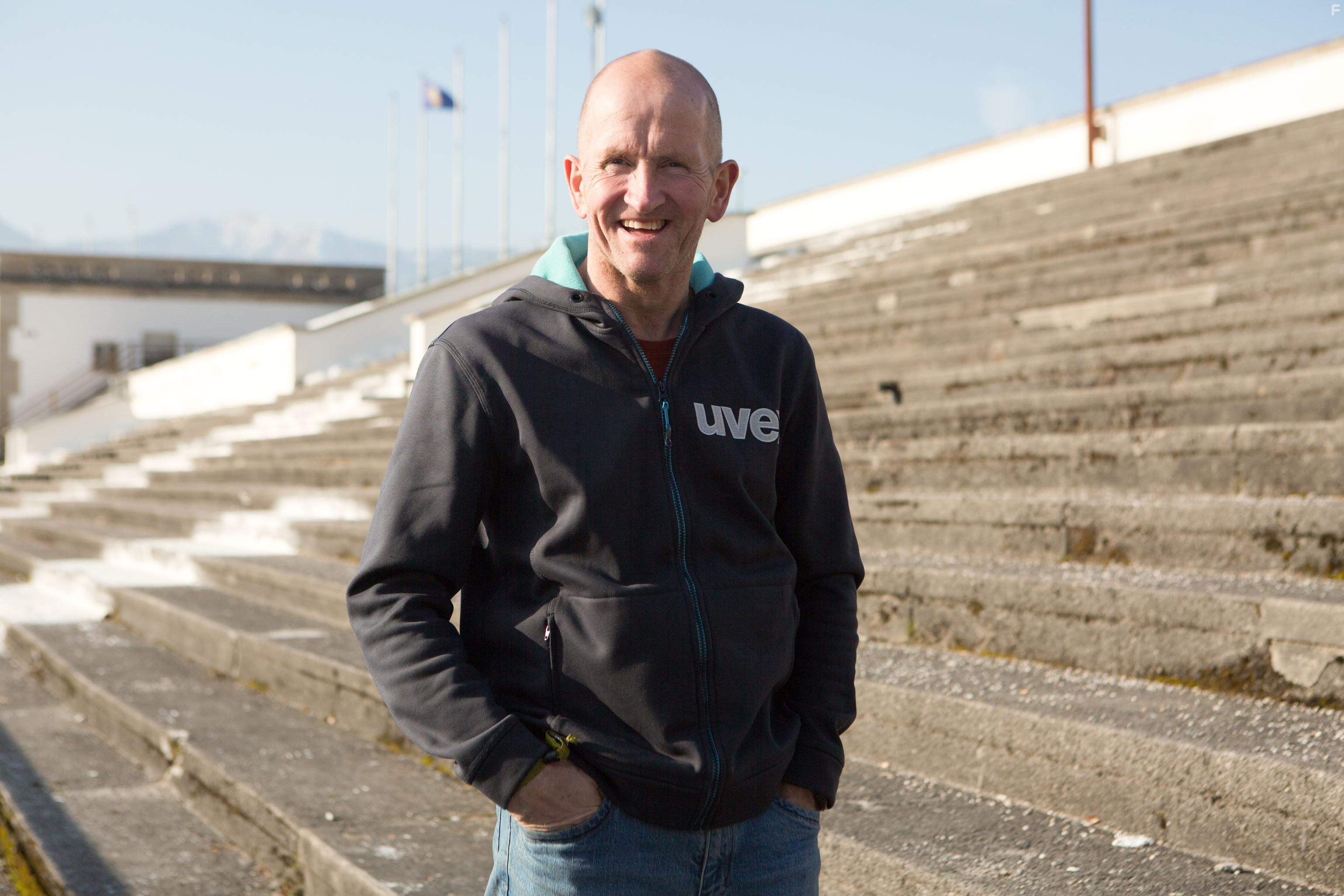 Eddie 'The Eagle' Edwards in Эдди 'Орёл' (2016)