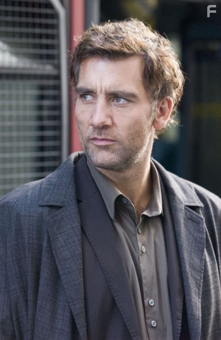 Clive Owen in Дитя человеческое (2006)