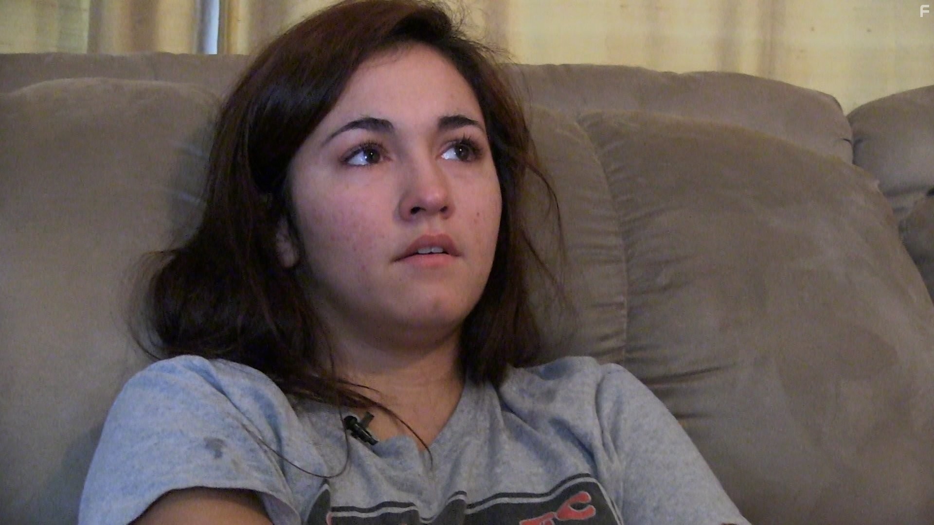 Tressa Silguero in Разыскиваются горячие девушки (2015)