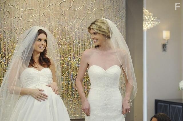 JoAnna Garcia Swisher in Мне хорошо с тобой (2010)