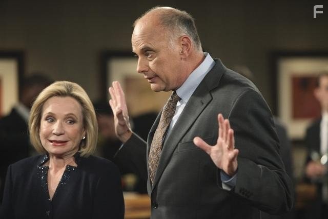 Debra Jo Rupp in Мне хорошо с тобой (2010)