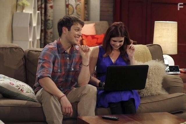 JoAnna Garcia Swisher and Jake Lacy in Мне хорошо с тобой (2010)