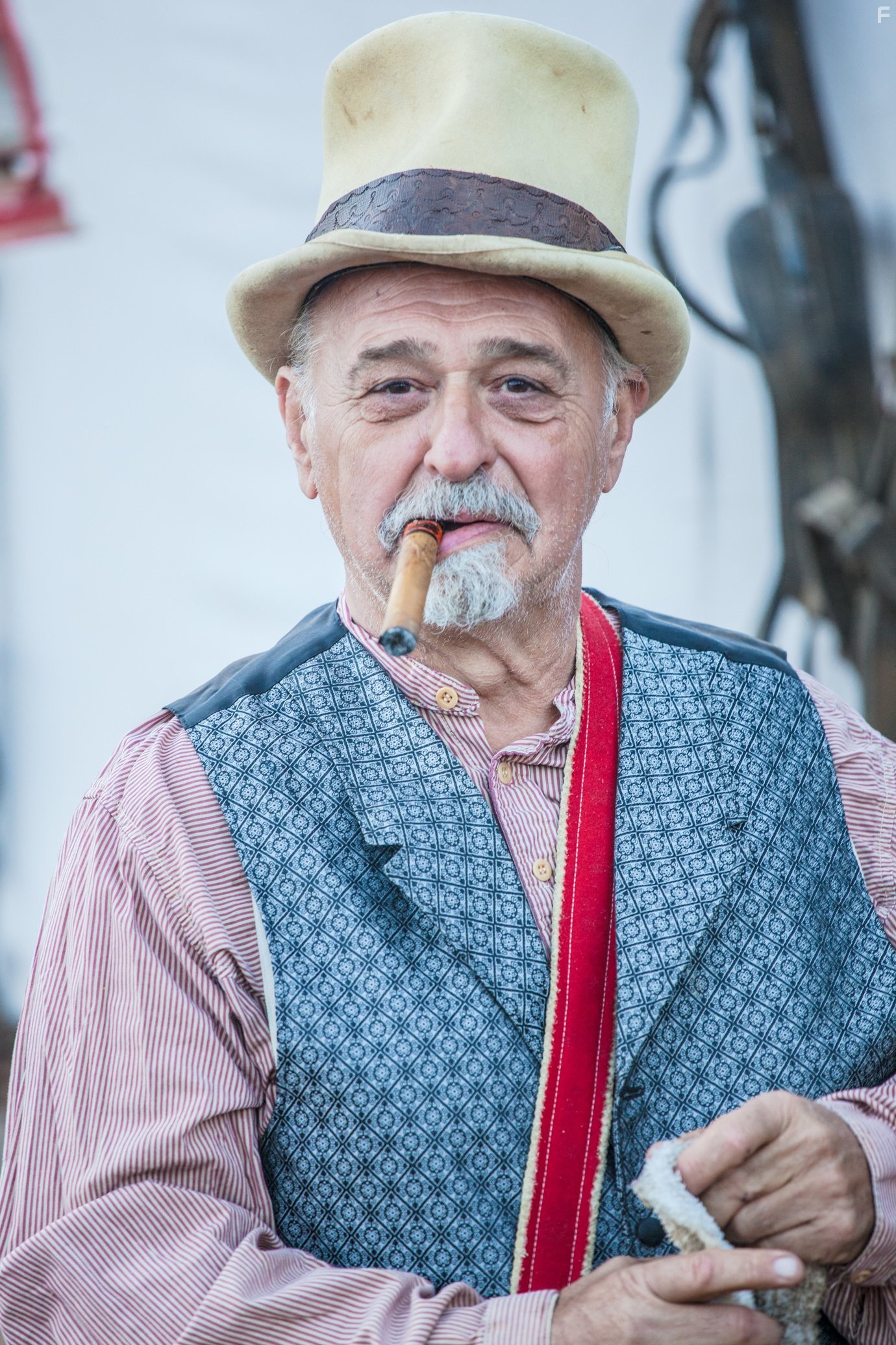 Peter Sherayko as Southern Bill