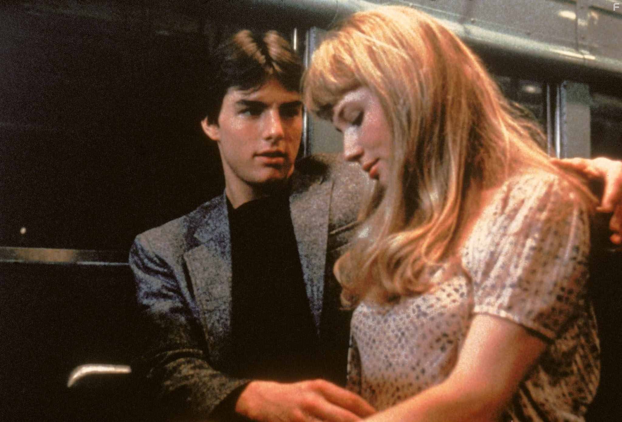 Tom Cruise and Rebecca De Mornay in Рискованный бизнес (1983)