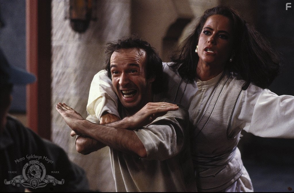 Roberto Benigni in Сын Розовой пантеры (1993)