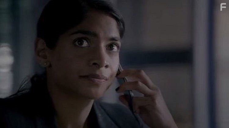 Amara Karan in Счастливчик (2016)