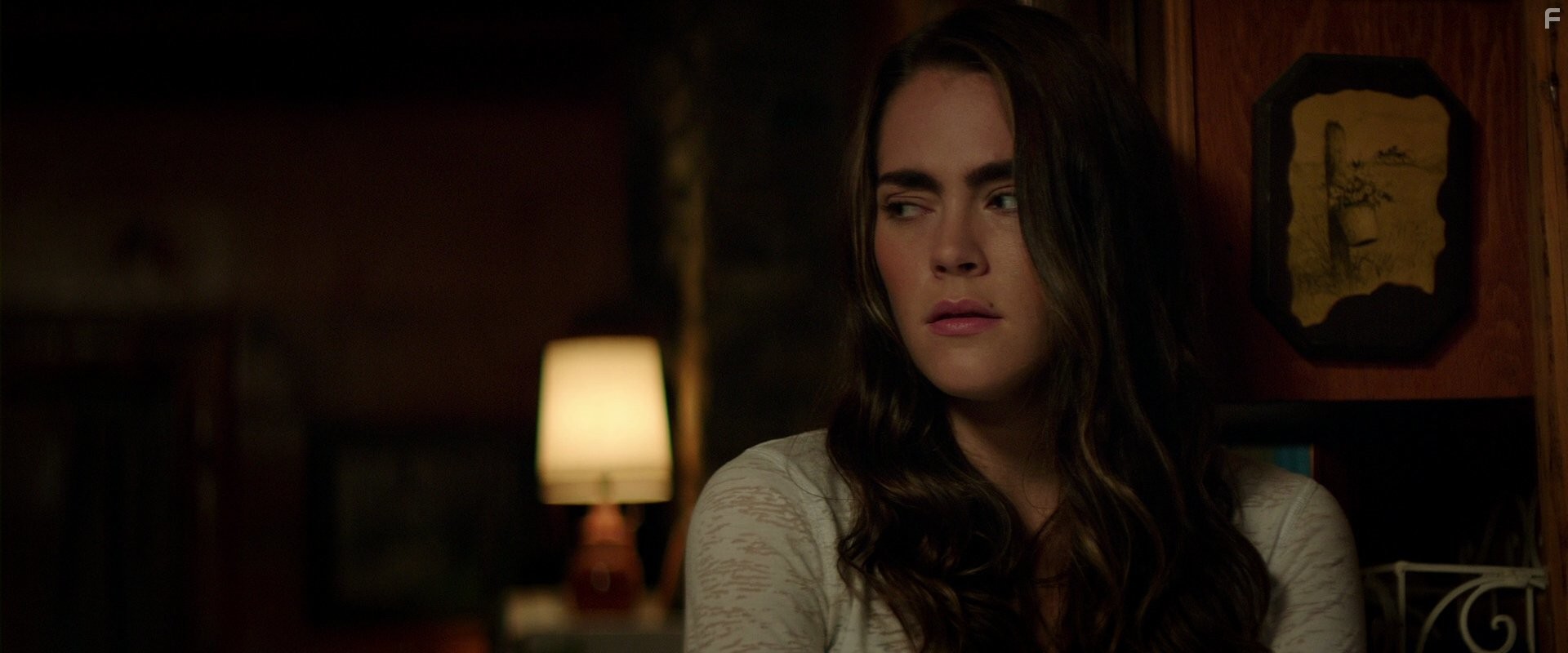 Nadine Crocker in Лихорадка (2016)