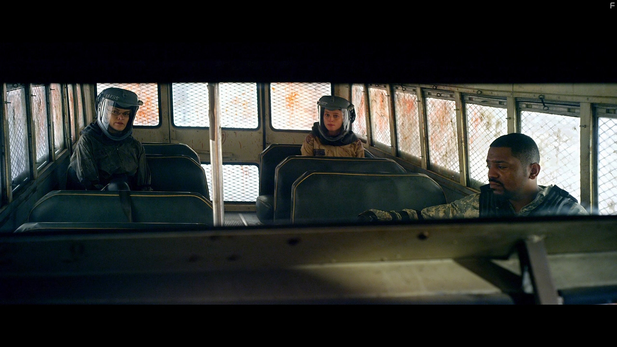 Mekhi Phifer, Rachel Nichols, and Missi Pyle in Пандемия (2016)