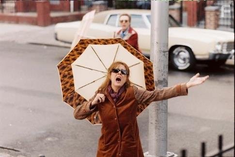 Susan Sarandon in Любовь и сигареты (2005)