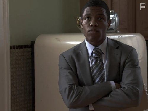 Jon Michael Hill in 187 Детройт (2010)