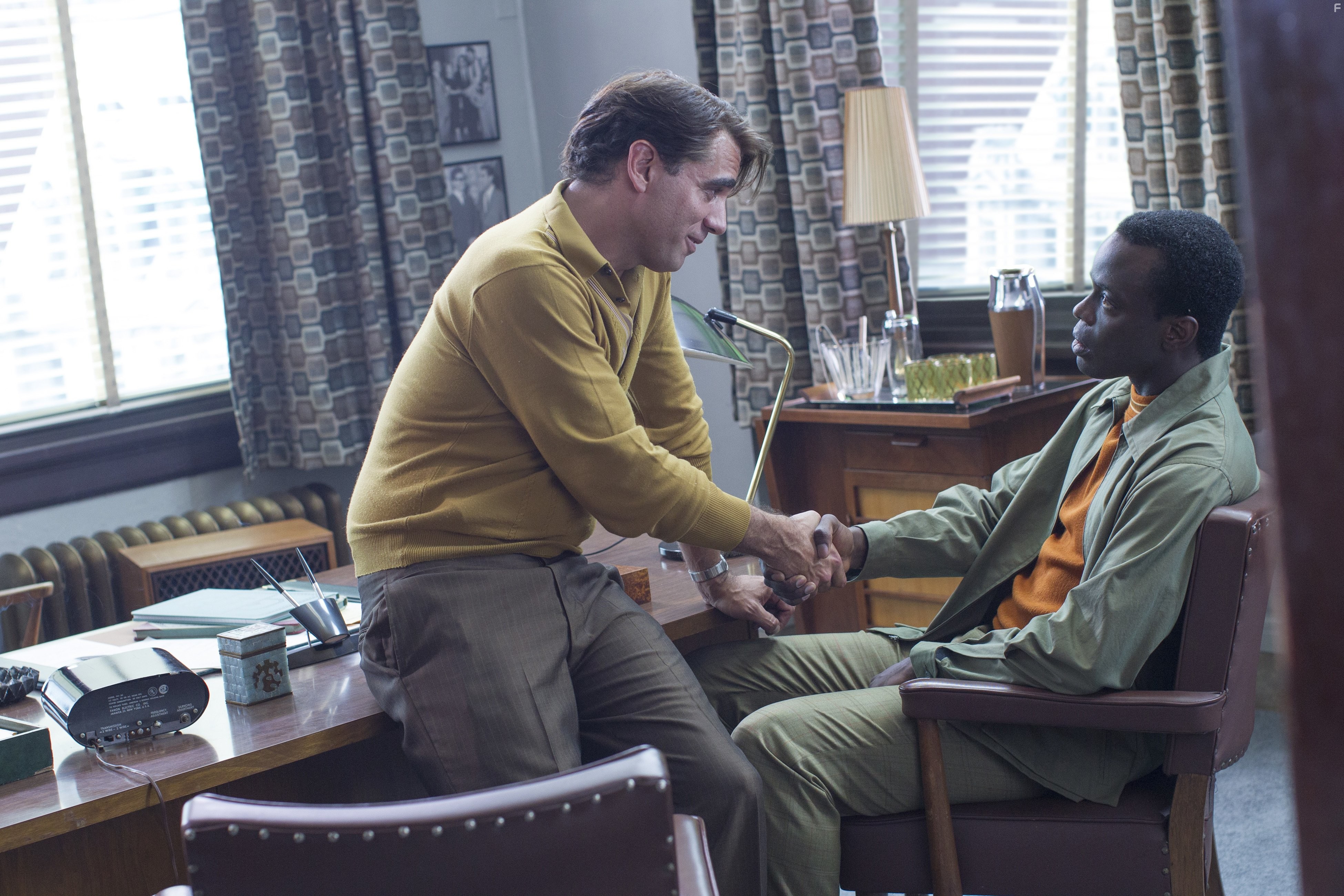 Bobby Cannavale and Ato Essandoh in Винил (2016)