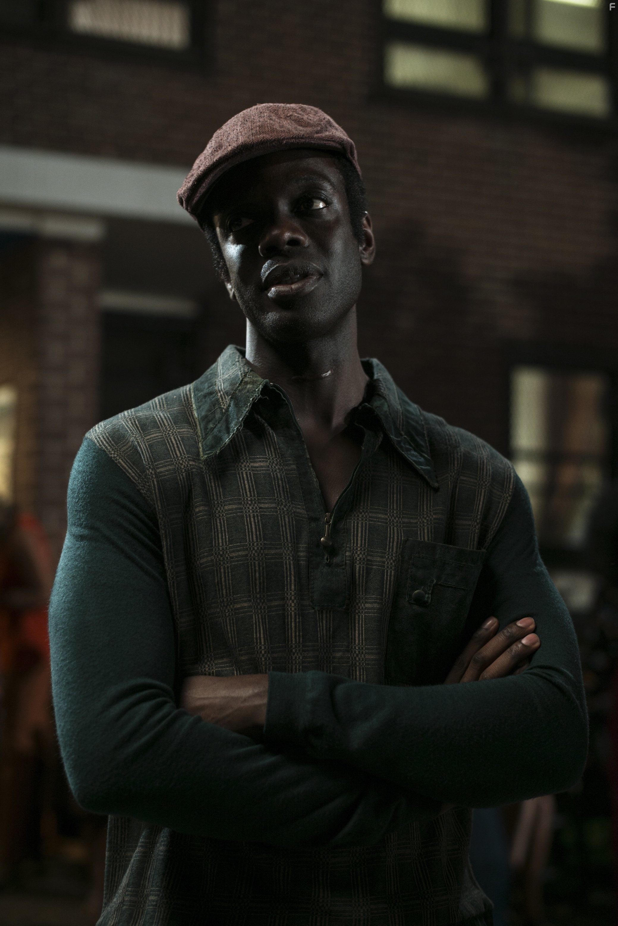 Ato Essandoh in Винил (2016)