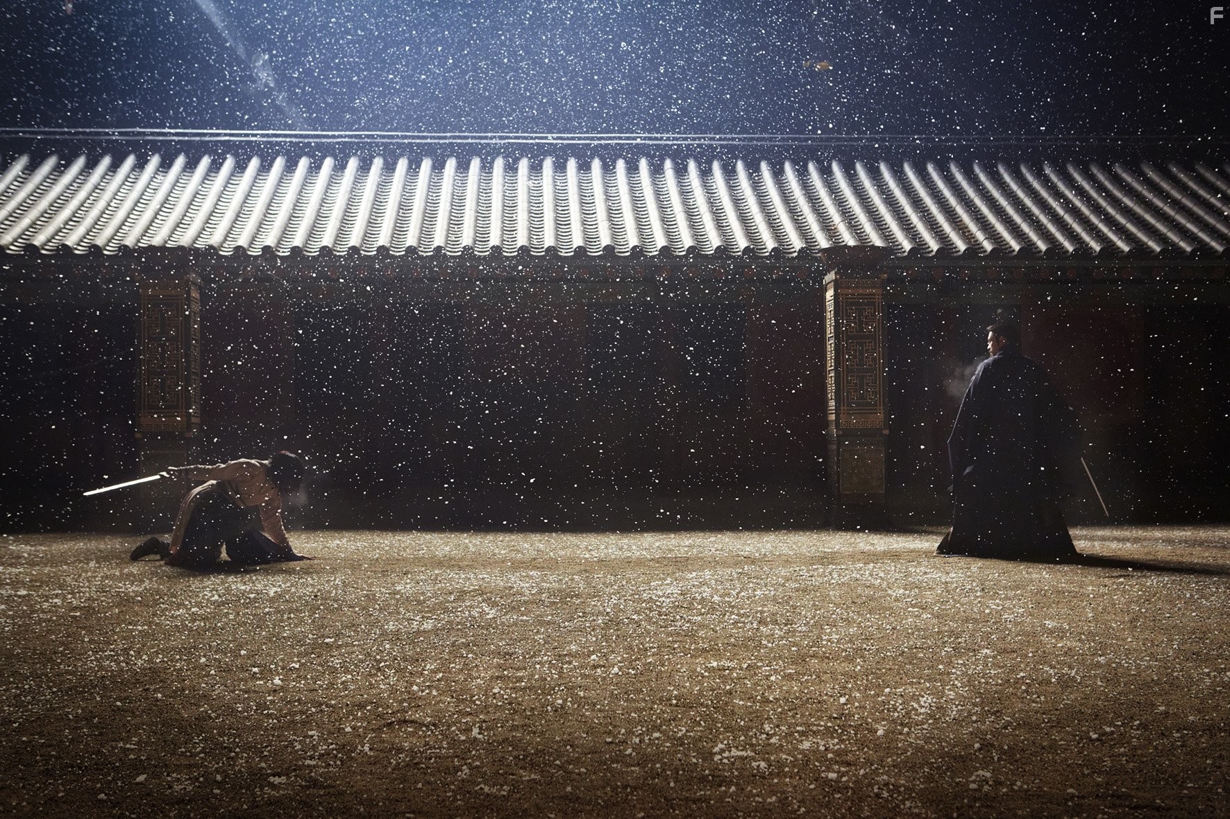 Byung-hun Lee and Go-eun Kim in Hyeomnyeo: Kar-ui gi-eok (2015)