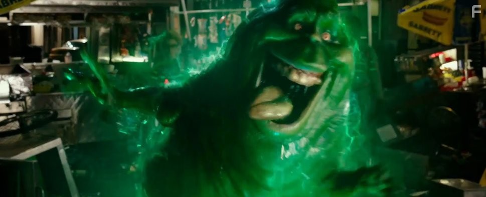 Охотники за привидениями (2016)