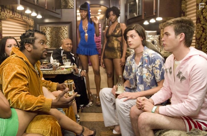 Craig Robinson, Zach Cregger, Tanjareen Thomas, and Trevor Moore in Мисс Март (2009)