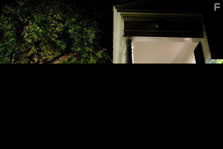 Zach Cregger in Мисс Март (2009)