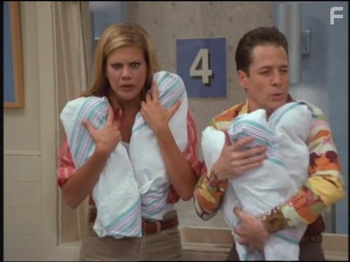 Третья планета от Солнца (1996)