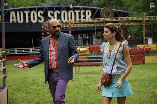 Valeria Bertuccelli and Gabriel Goity in Новый парень для моей девушки (2008)