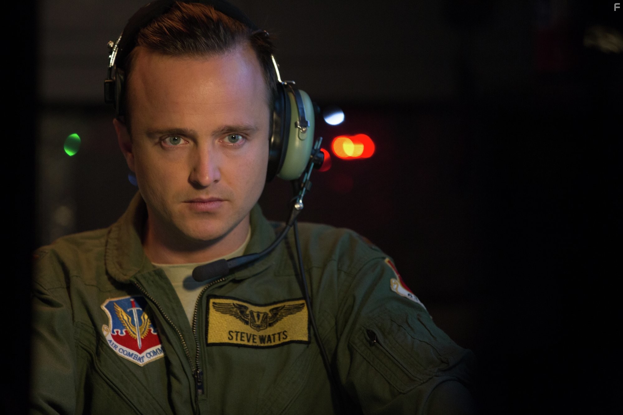Aaron Paul in Всевидящее око (2015)
