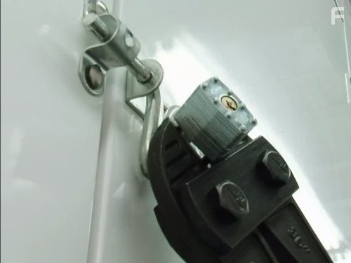 Storage Wars: New York (2013)