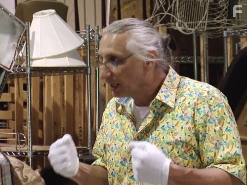 Storage Wars: New York (2013)