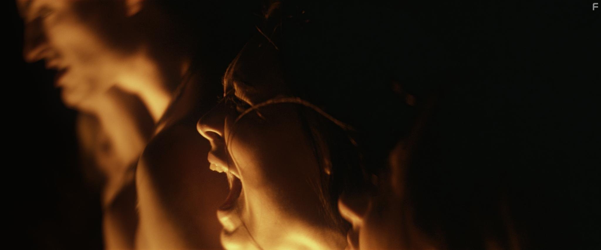 Hannah Murray in Bridgend (2015)