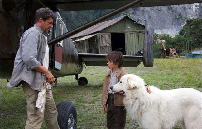 Thierry Neuvic and Flix Bossuet in Belle et Sbastien, l'aventure continue (2015)