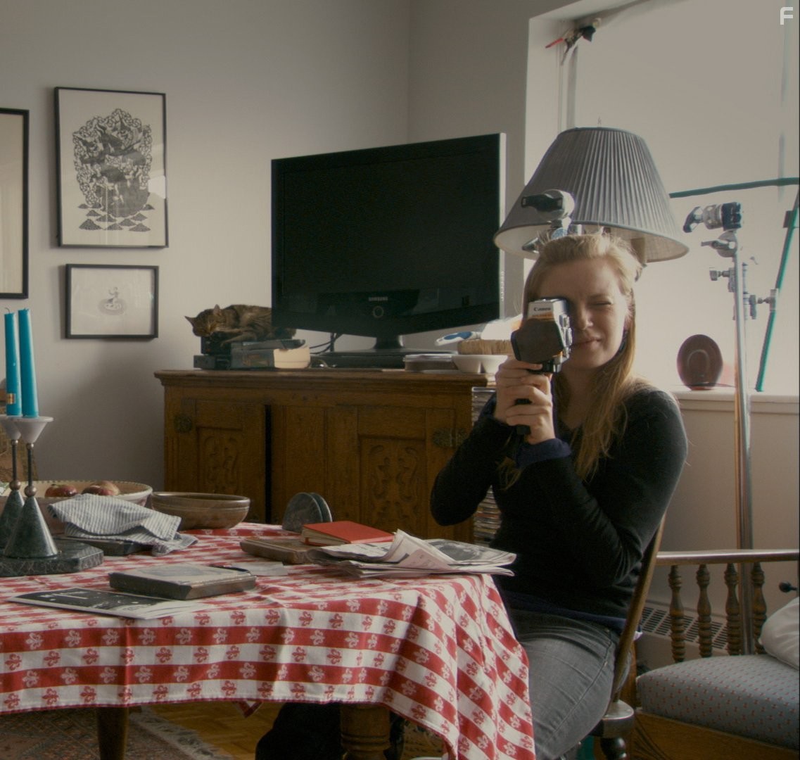 Sarah Polley in Истории, которые мы рассказываем (2012)