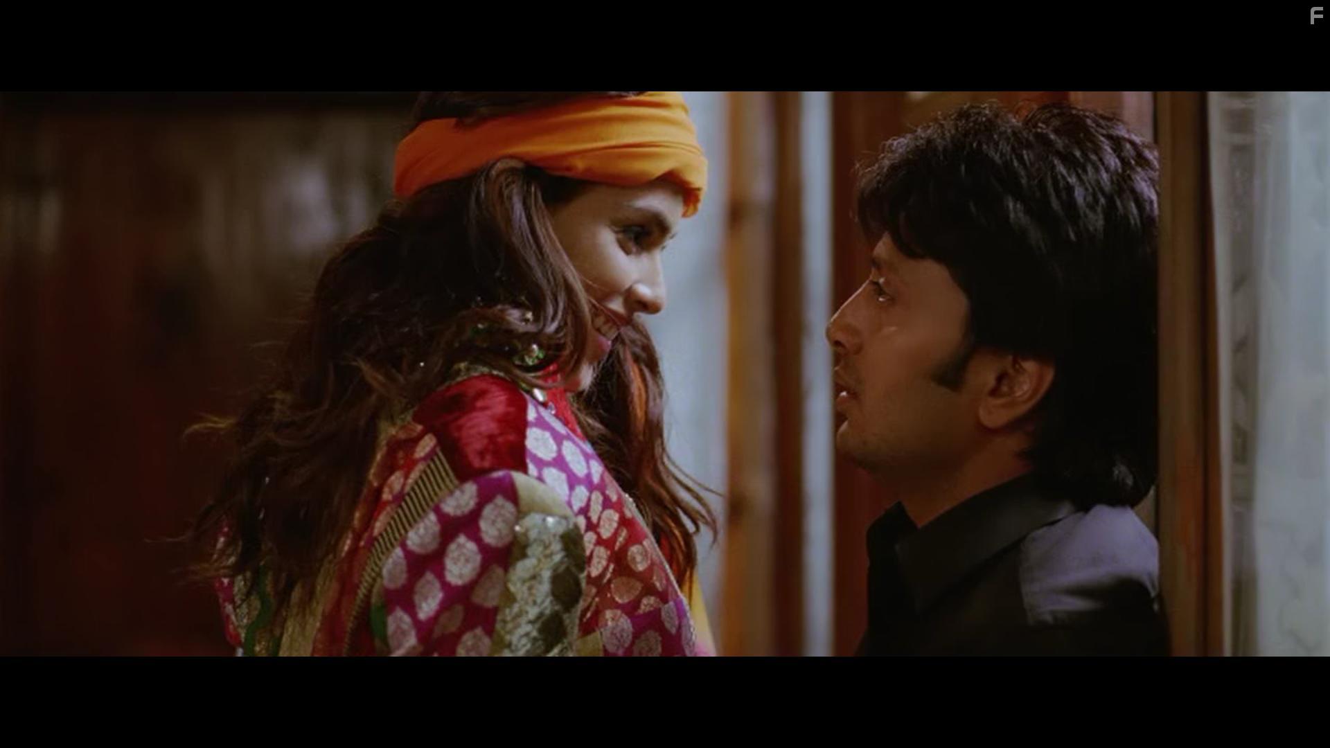 Riteish Deshmukh and Genelia D'Souza in Tere Naal Love Ho Gaya (2012)