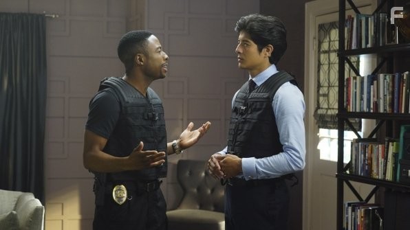 Jon Foo and Justin Hires in Час пик (2016)