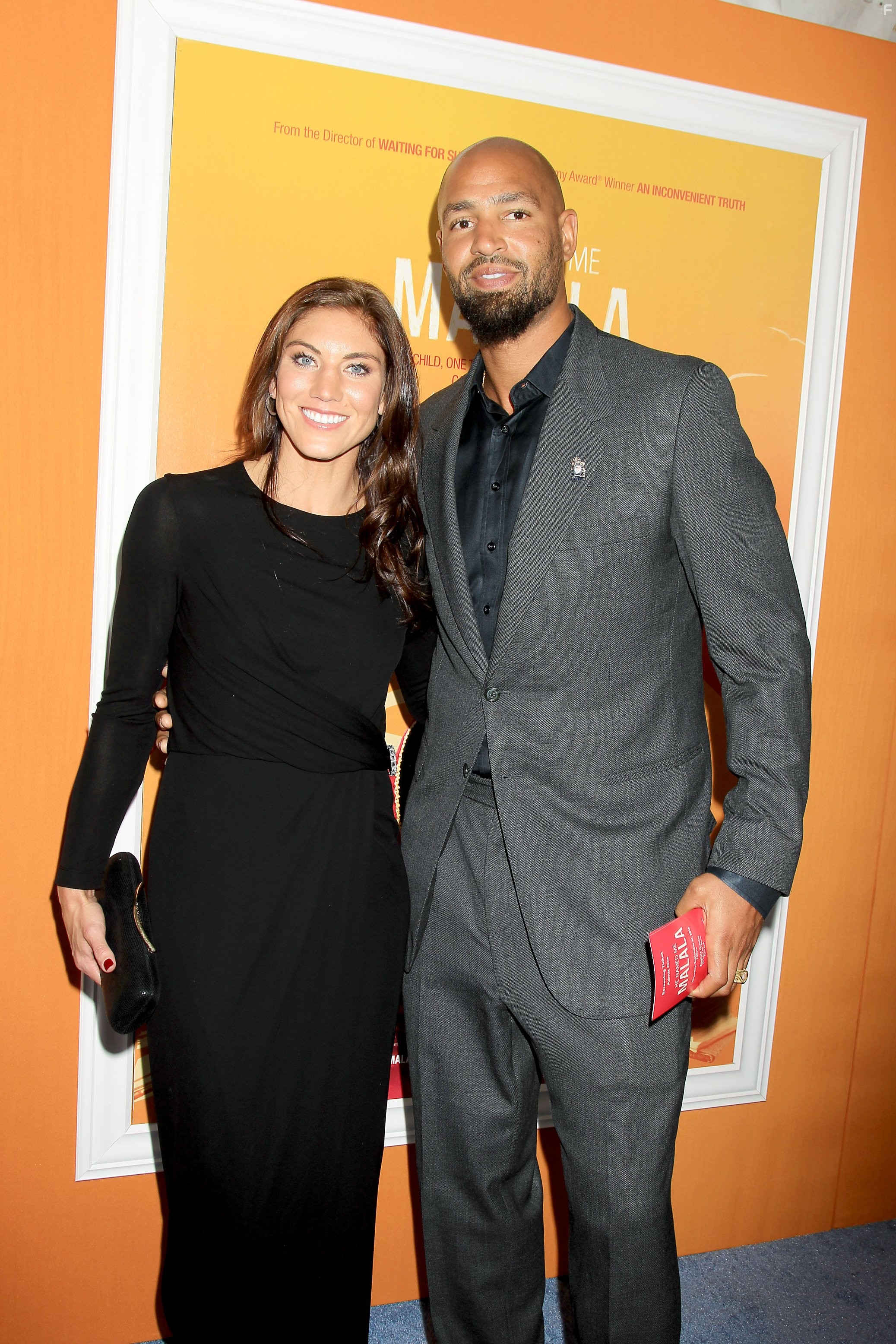 Hope Solo and Jerramy Stevens in Он назвал меня Малала (2015)