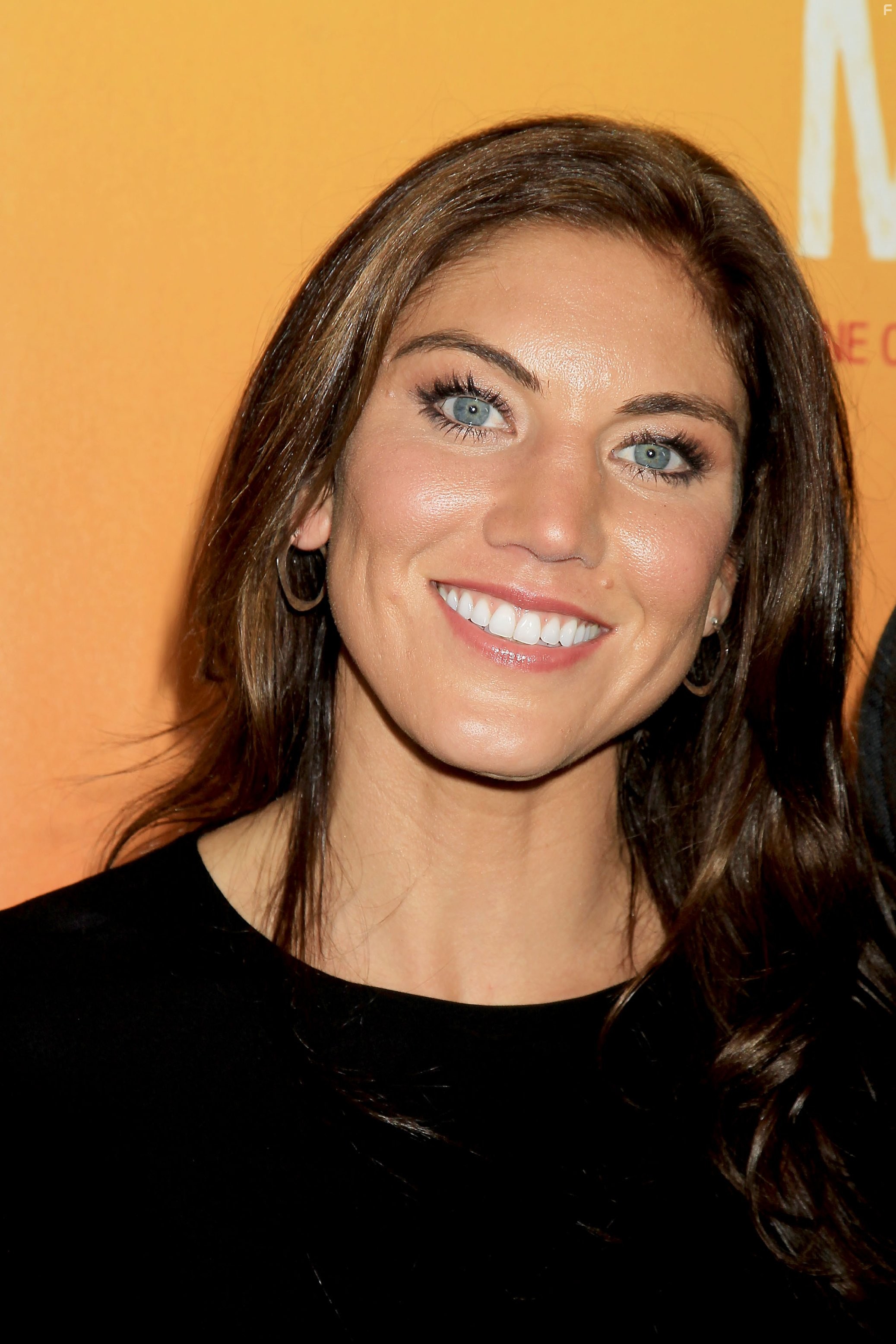 Hope Solo in Он назвал меня Малала (2015)