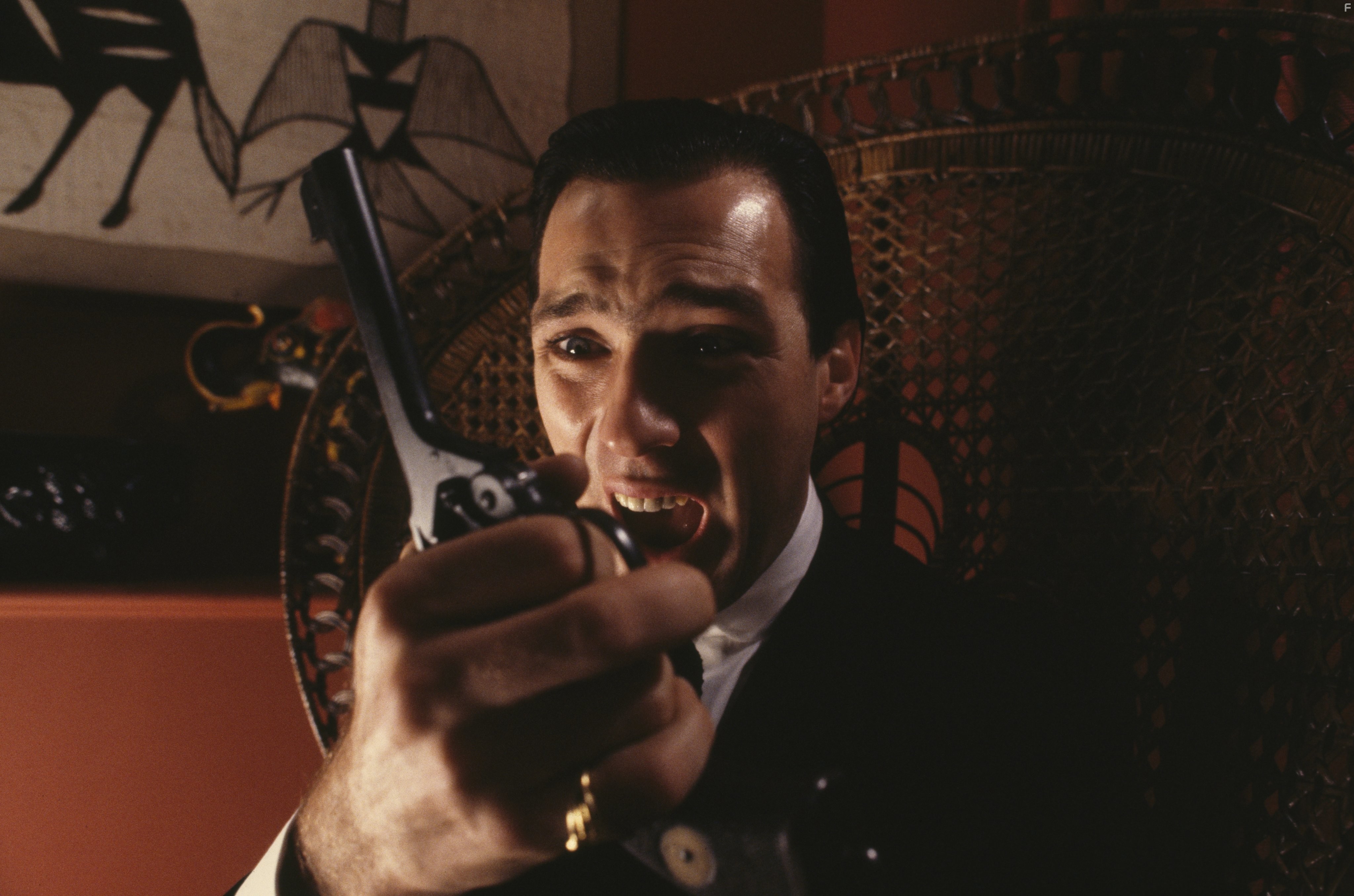 Martin Kemp in Братья Крэй (1990)