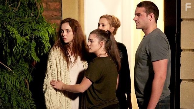 Natasha Little, Jodie Comer, Katherine Rose Morley, and Joe Layton in Тринадцать (2016)