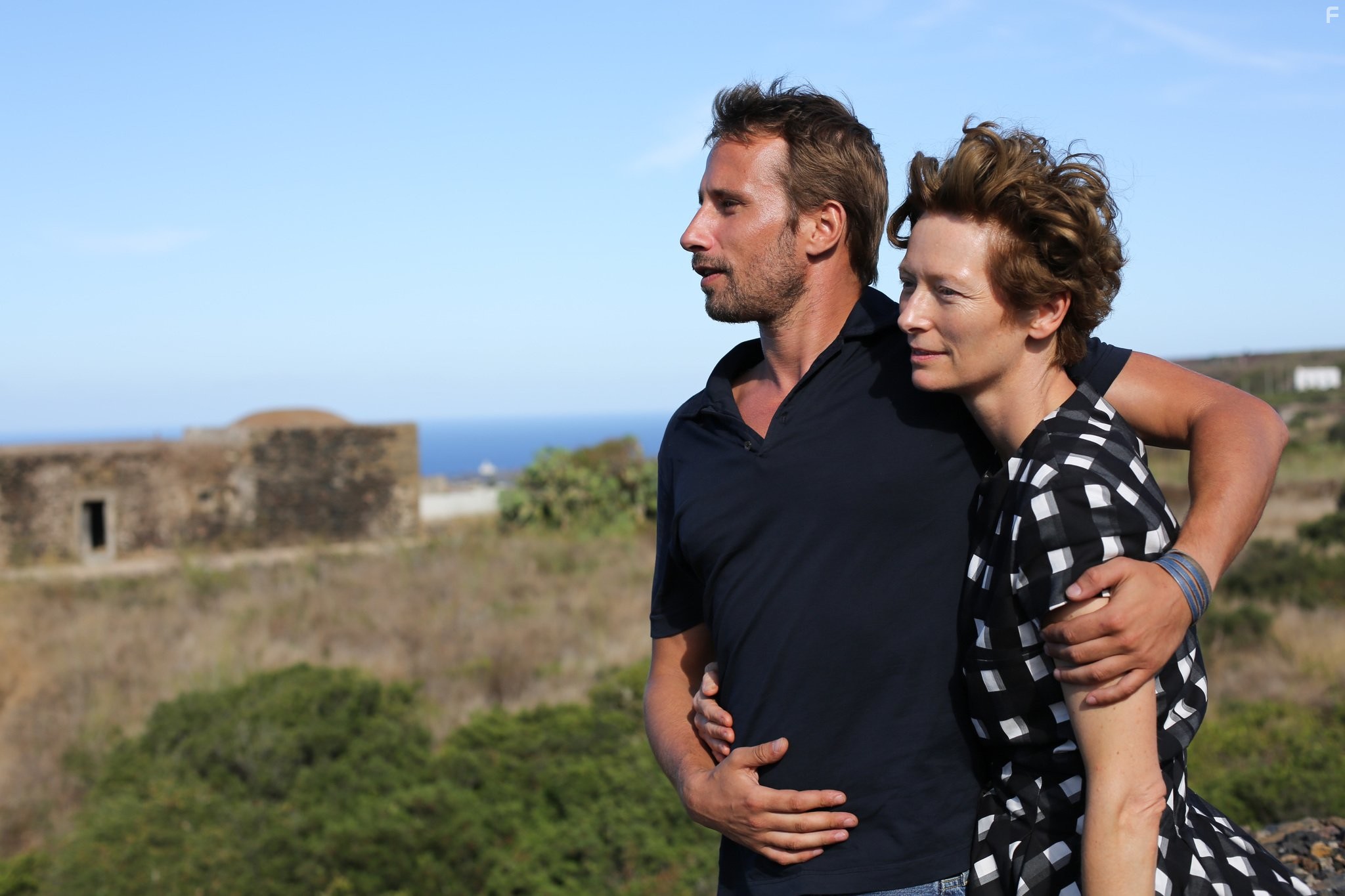 Matthias Schoenaerts and Tilda Swinton in Большой всплеск (2015)