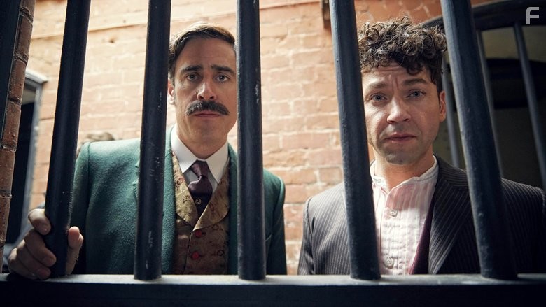 Stephen Mangan and Michael Weston in Гудини и Дойл (2016)