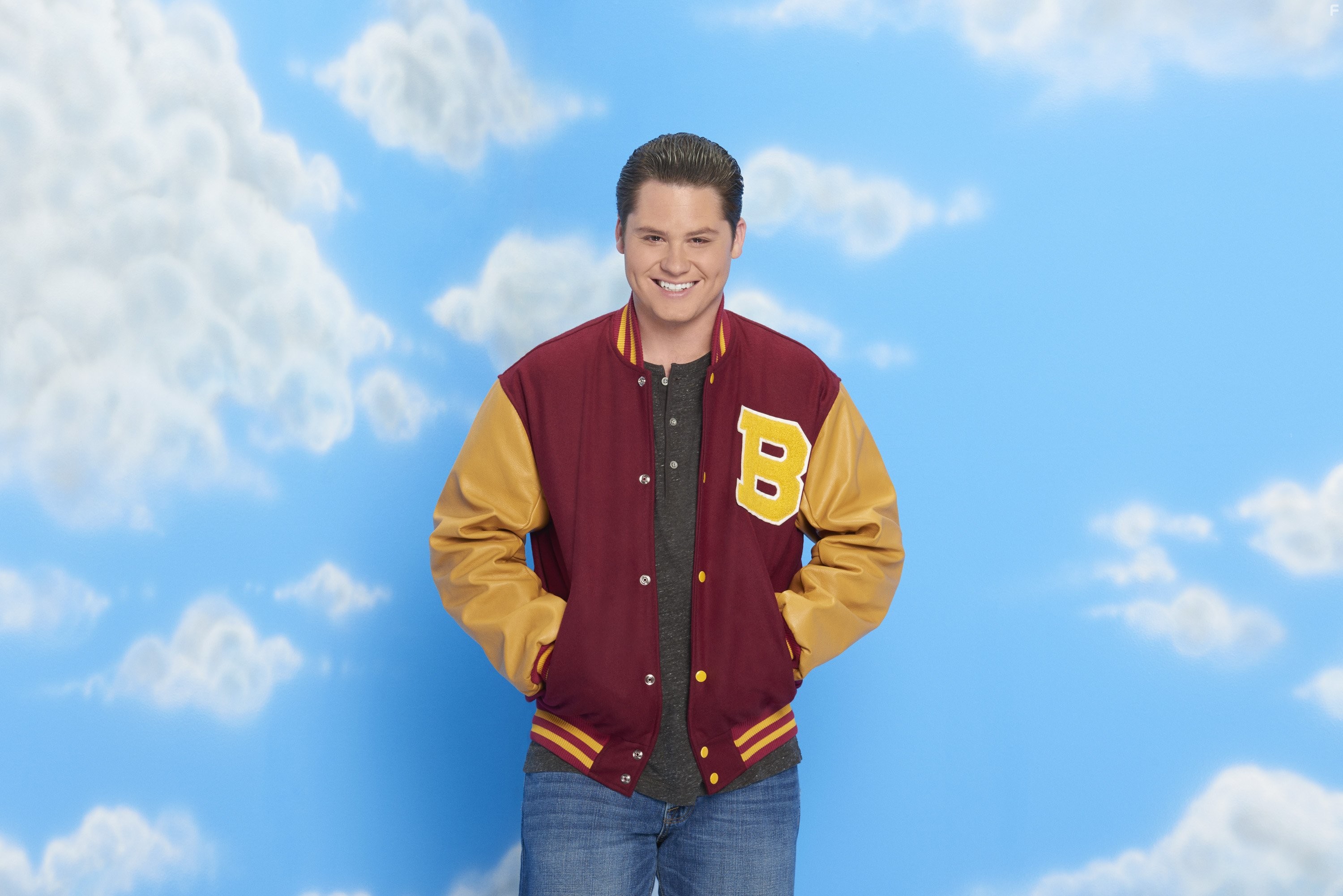 Matt Shively in Настоящие О'Нилы (2016)