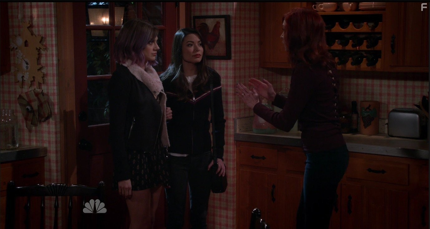 Carrie Preston, Miranda Cosgrove, and Mia Serafino in Crowded (2016)