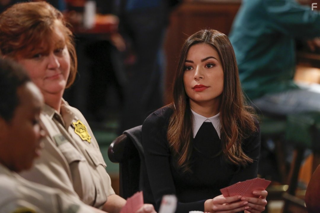 Miranda Cosgrove in Crowded (2016)