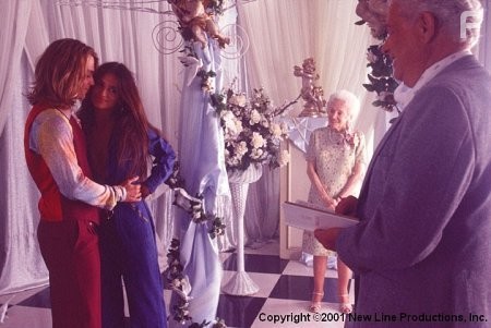 Johnny Depp and Pen?lope Cruz in Кокаин (2001)