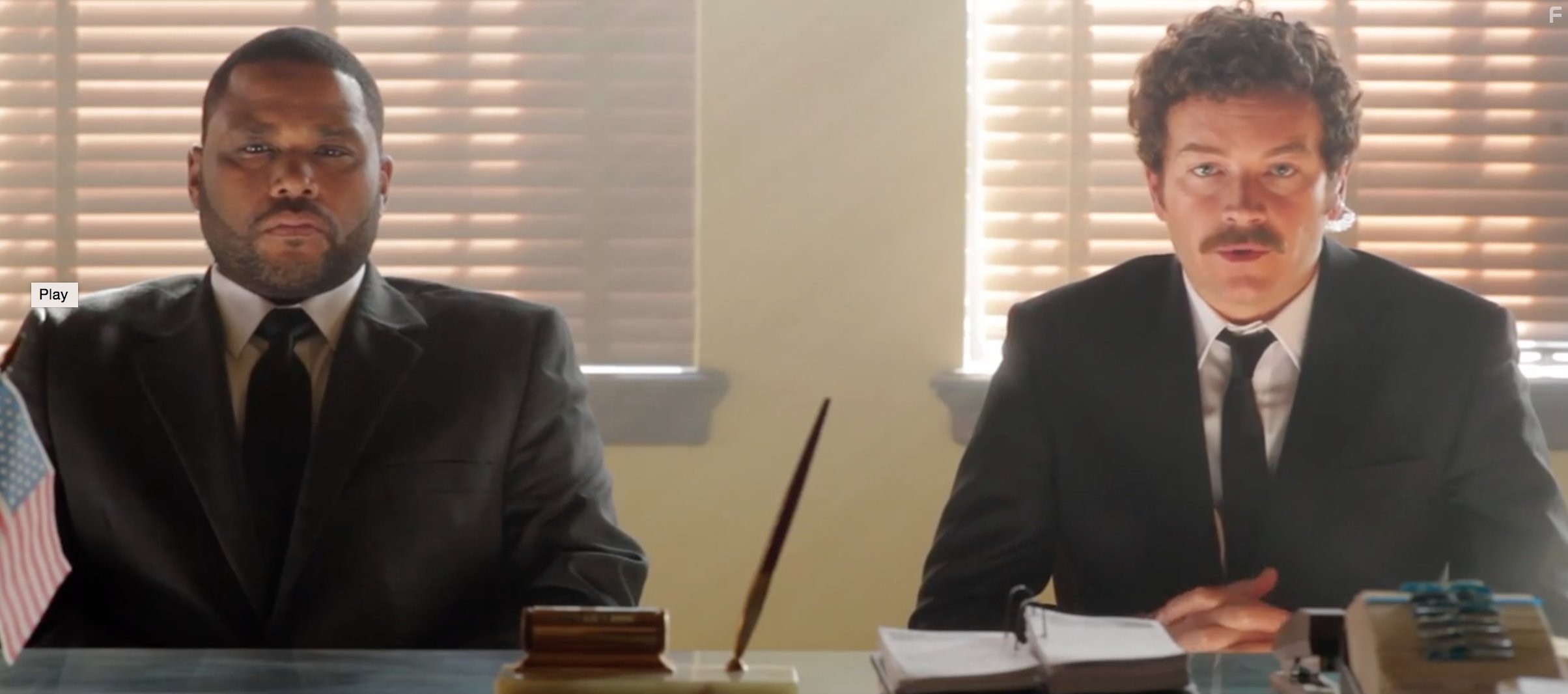 Danny Masterson and Anthony Anderson in Hot Bot (2016)