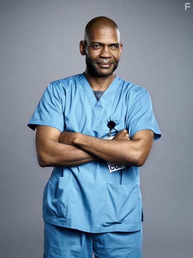 JLouis Mills in Разбивающая сердца (2016)