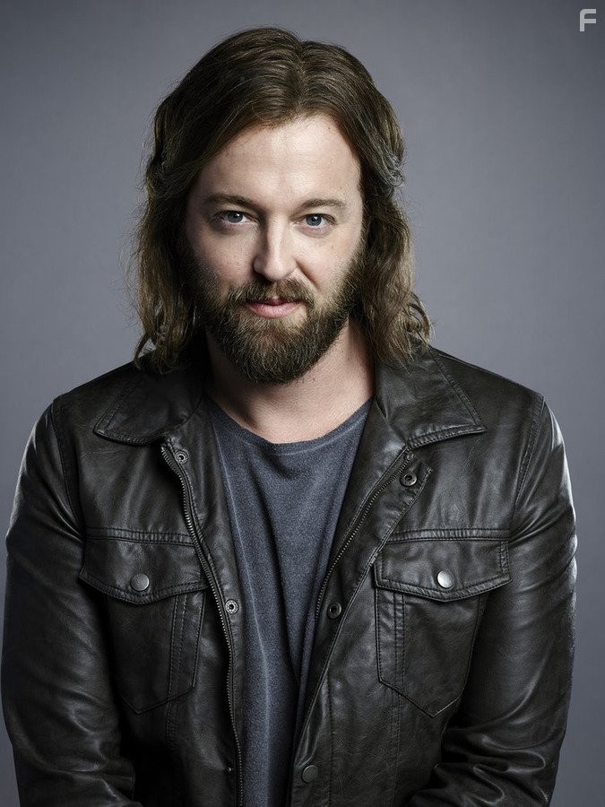 Joshua Leonard in Разбивающая сердца (2016)