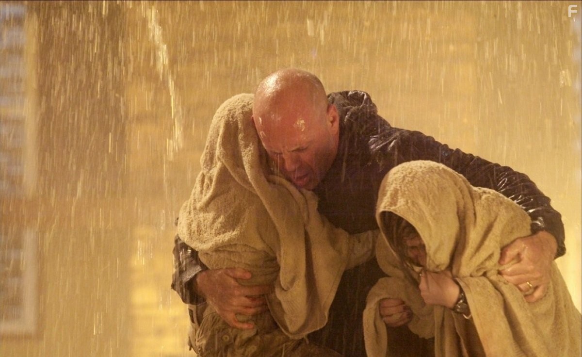 Bruce Willis in Заложник (2005)