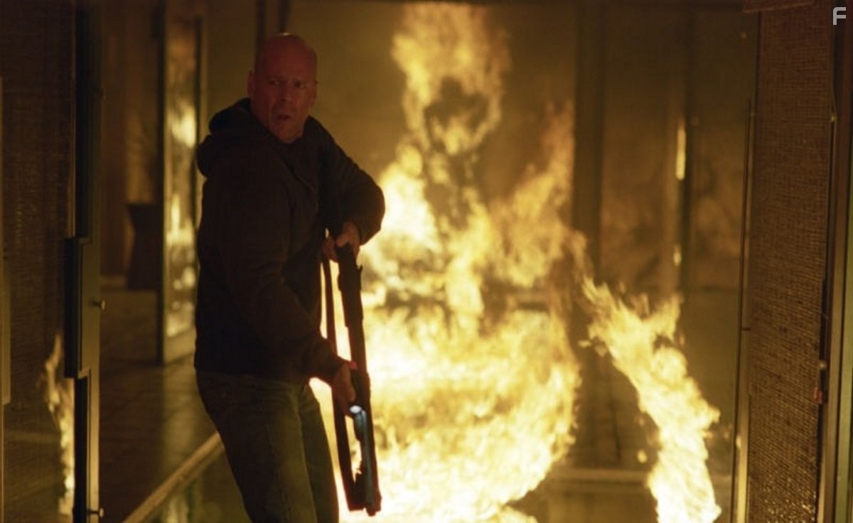 Bruce Willis in Заложник (2005)