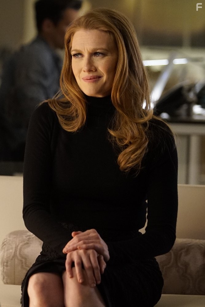 Mireille Enos in Ловушка (2016)