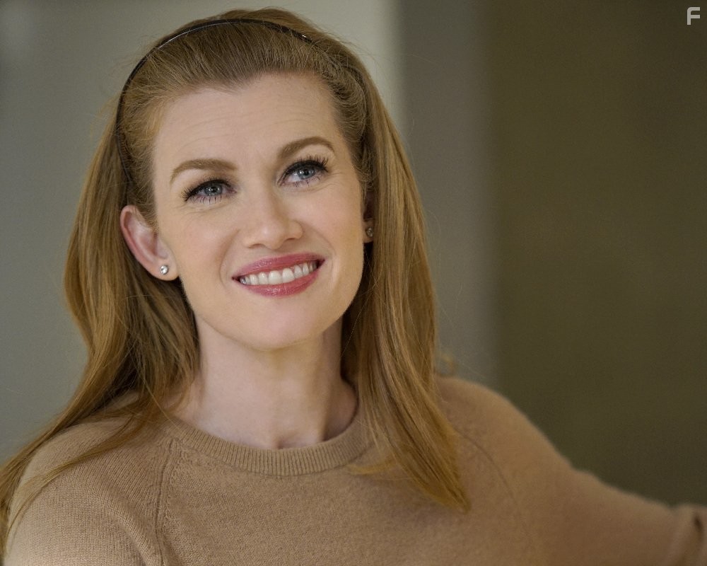 Mireille Enos in Ловушка (2016)